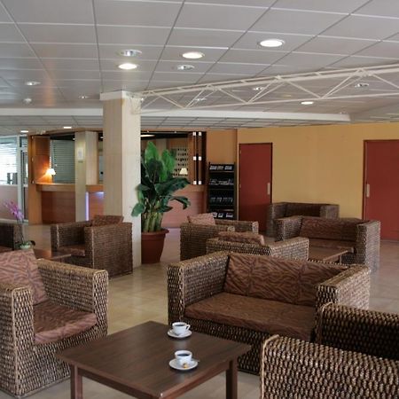 Le Domaine Des Oliviers Apartman Saint-Cyr-sur-Mer Beltér fotó