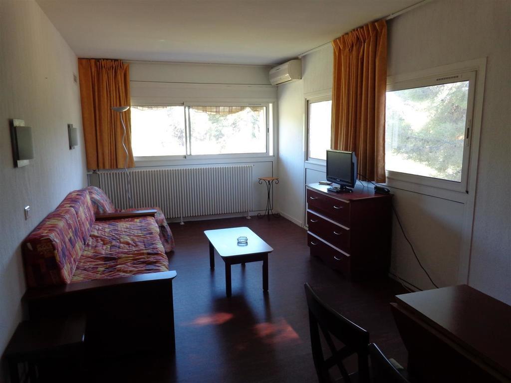 Le Domaine Des Oliviers Apartman Saint-Cyr-sur-Mer Szoba fotó