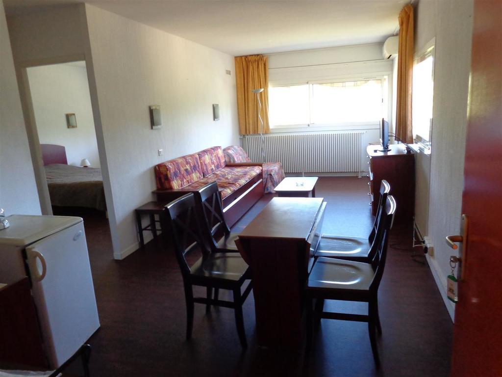 Le Domaine Des Oliviers Apartman Saint-Cyr-sur-Mer Szoba fotó