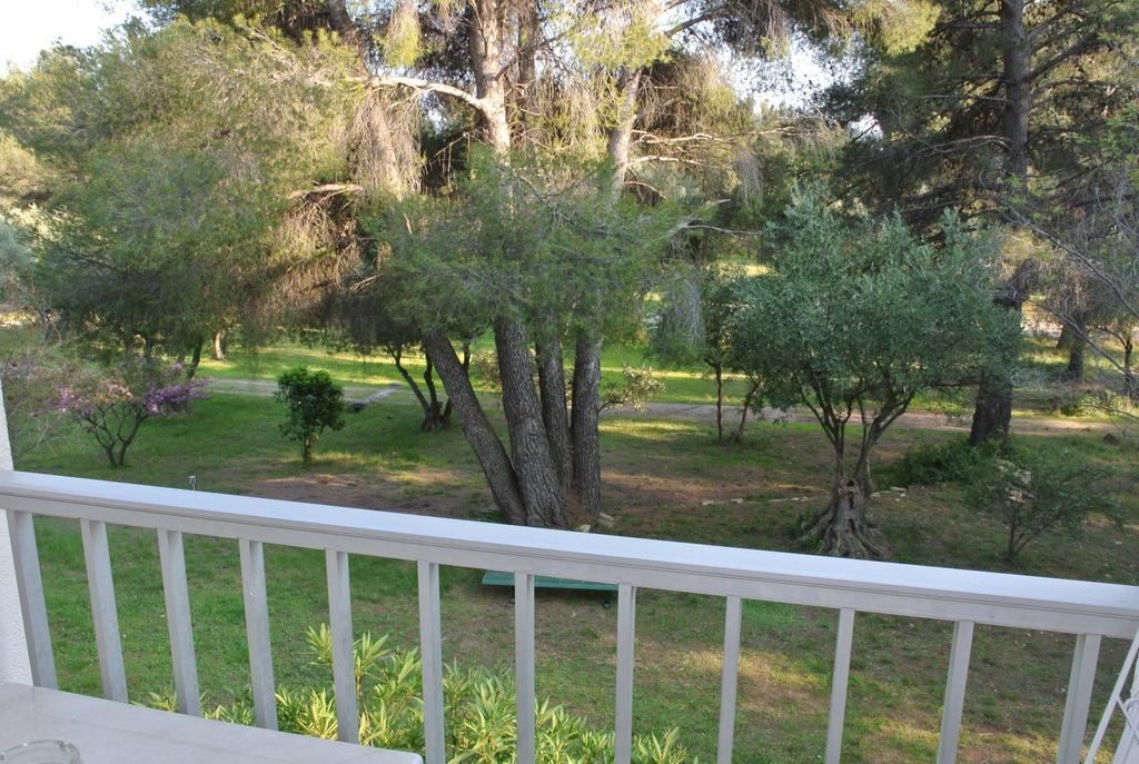 Le Domaine Des Oliviers Apartman Saint-Cyr-sur-Mer Szoba fotó