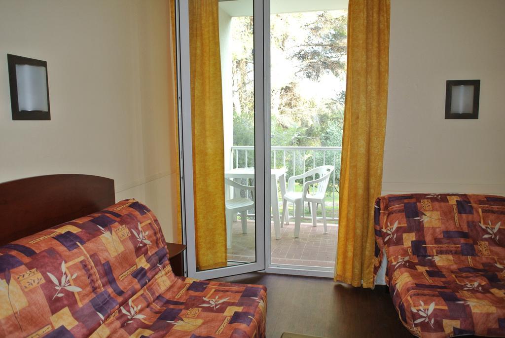 Le Domaine Des Oliviers Apartman Saint-Cyr-sur-Mer Szoba fotó