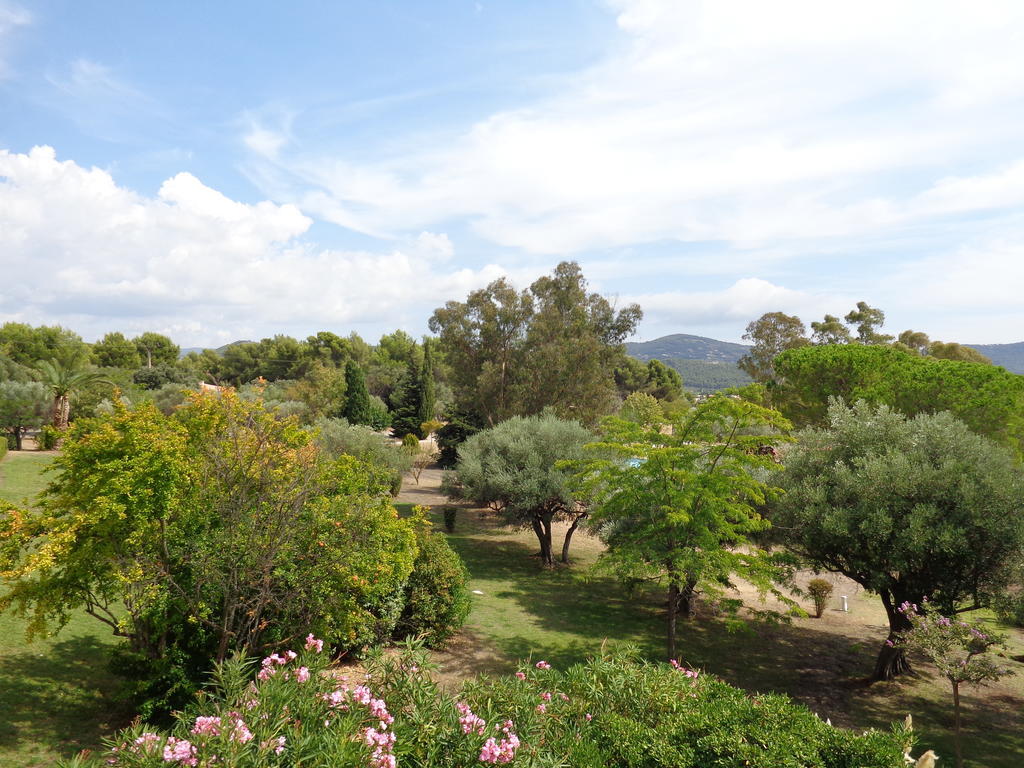 Le Domaine Des Oliviers Apartman Saint-Cyr-sur-Mer Kültér fotó