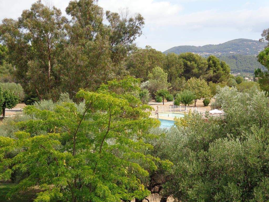 Le Domaine Des Oliviers Apartman Saint-Cyr-sur-Mer Kültér fotó